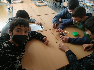 Hem descobert la força magnètica!