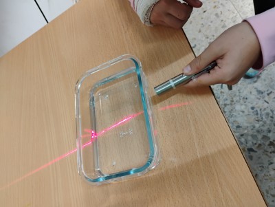 EXPERIMENT 1: OBSERVEM ELS ORBEEZ