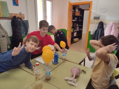 Non vemos todo o que está